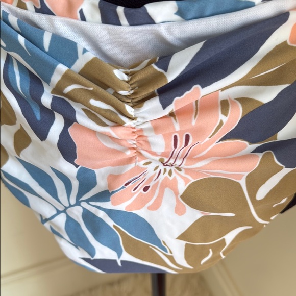 Raisins Floral Bikini Set - Pink, Blue, Brown sz Medium - Picture 10 of 12